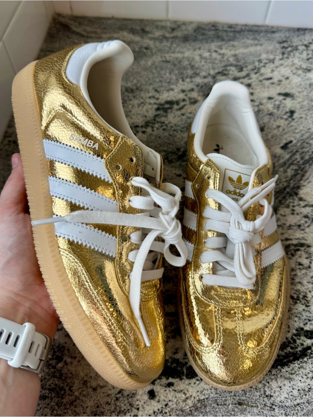adidas Originals Women's Samba OG Cracked Metallic Gold. Size 9.